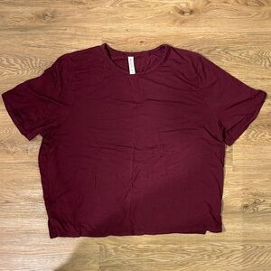 Athleta Maroon Short Sleeve Tee